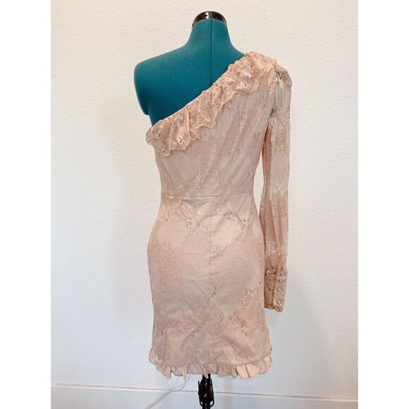 Alexis Ilana one shoulder lace mini dress - Picture 10 of 12